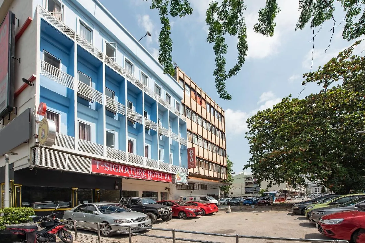 **  Oyo 90422 T-Signature Hotel كوالالمبور ماليزيا