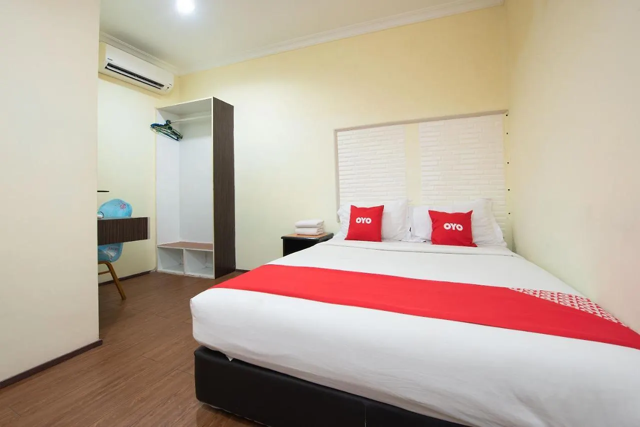 Oyo 90422 T-Signature Hotel كوالالمبور
