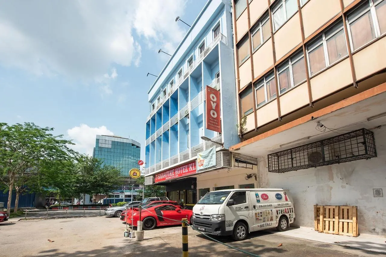 Oyo 90422 T-Signature Hotel Kuala Lumpur Malaysia