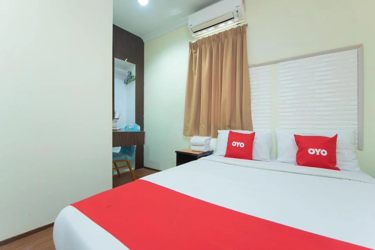 Oyo 90422 T-Signature Hotel Kuala Lumpur